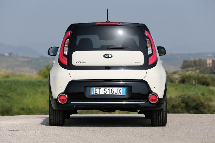  Kia Soul 2014 года  (EU) (фото 22 из 266)